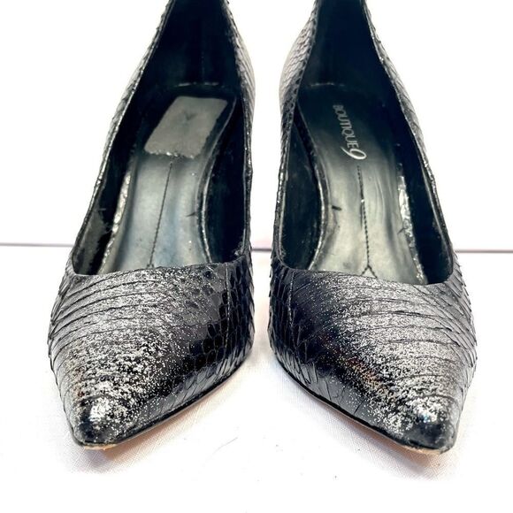 SHIMMERING SILVER 5” HEELS by BOUTIQUE 9 SIZE 10M - Picture 3 of 5